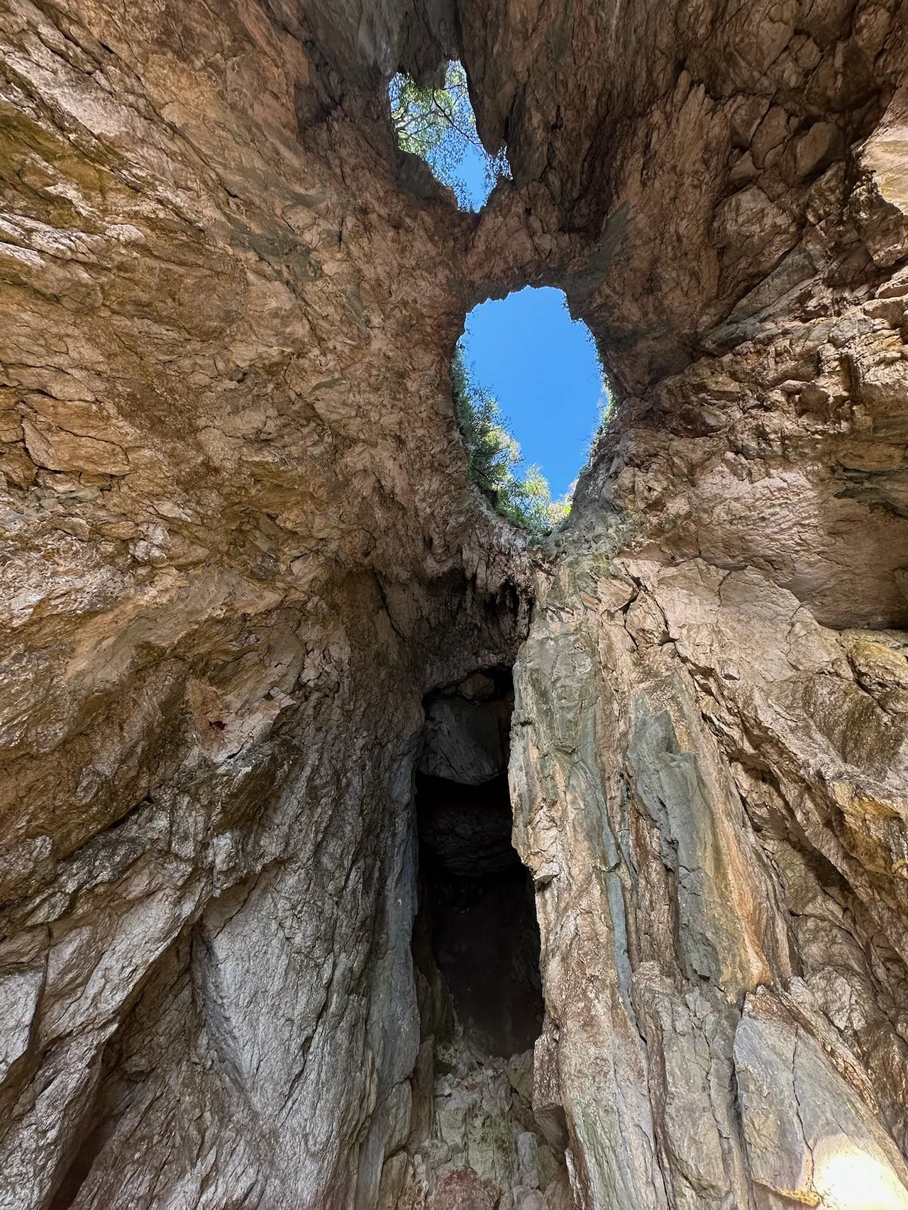 Pirates Cave